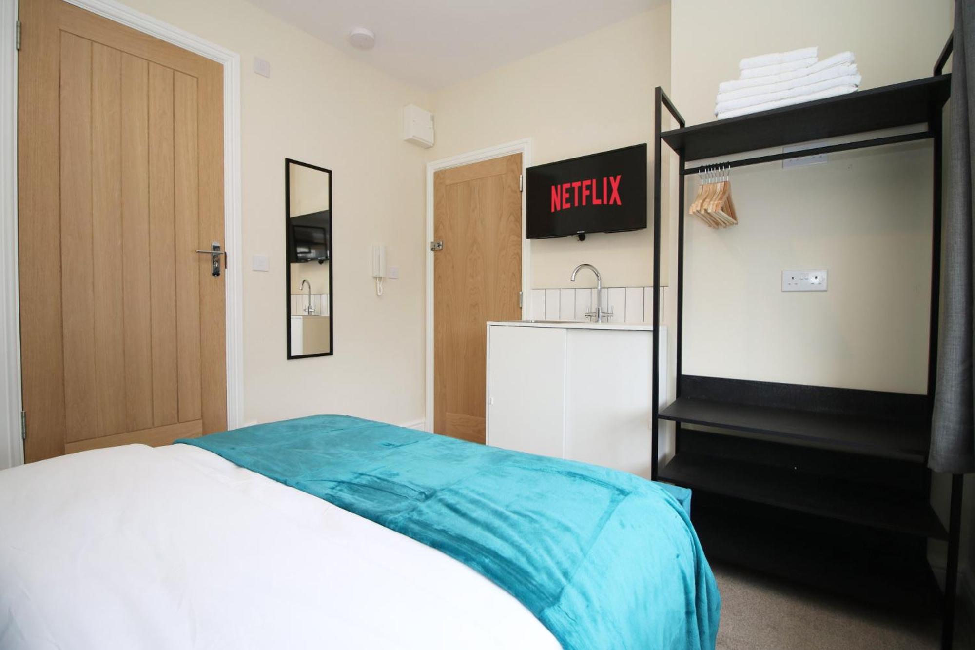 Luxury 4 Bedroom 4 Ensuite Home In Penarth Cardiff Eksteriør bilde